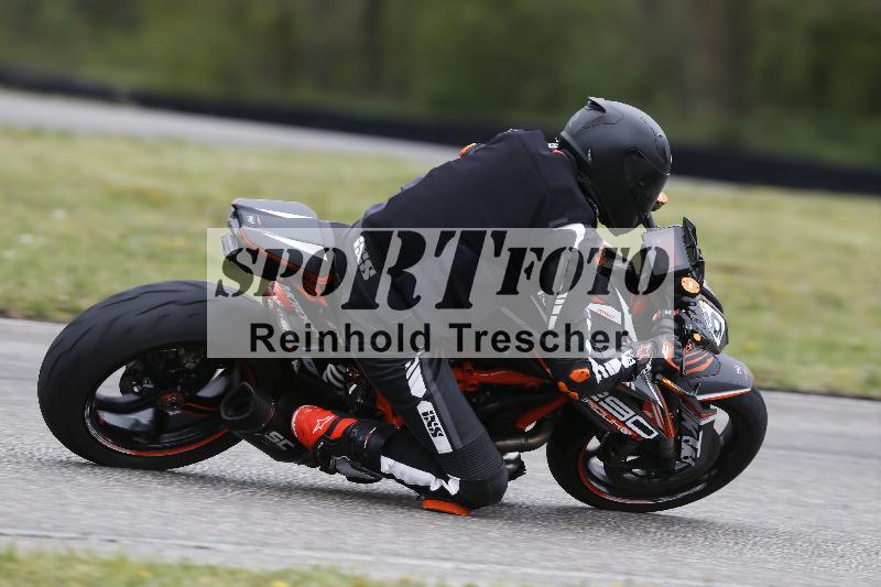 Archiv-2025/06 18.04.2025 Speer Racing ADR/Gruppe gelb/90